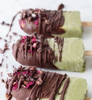 mint chocolate chip protein popsicles